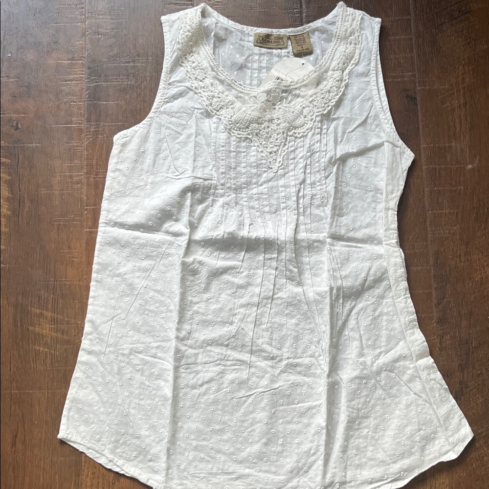 Art And Soul Ivory Sleeveless Blouse with Lace Detail